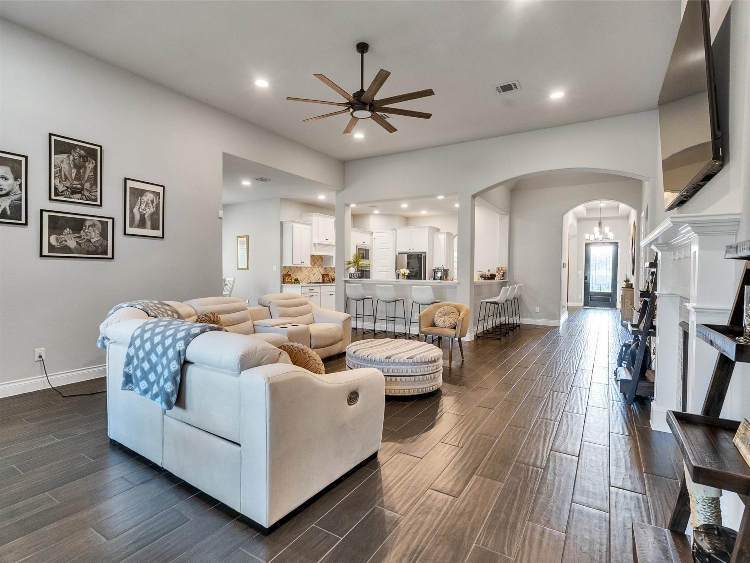 Elfyer - Friendswood, TX House - For Sale