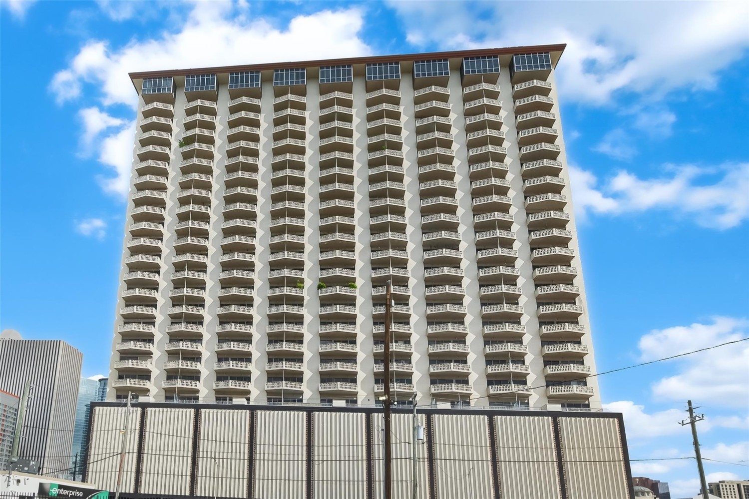 Elfyer - Houston, TX House - For Sale