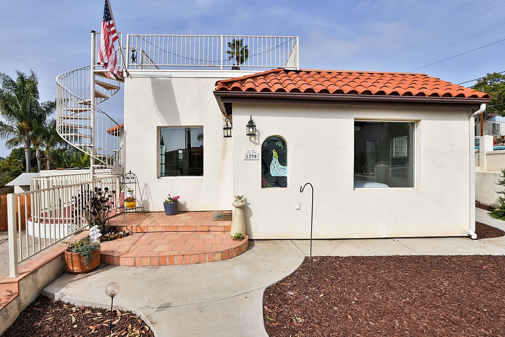 Elfyer - San Diego, CA House - For Sale