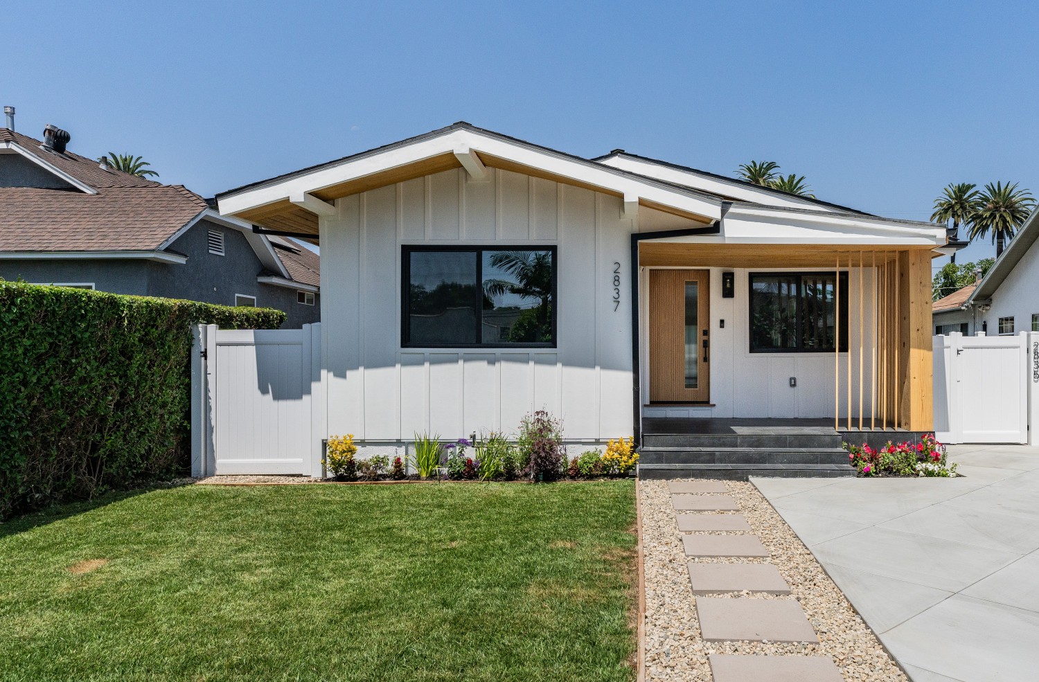 Elfyer - Los Angeles, CA House - For Sale