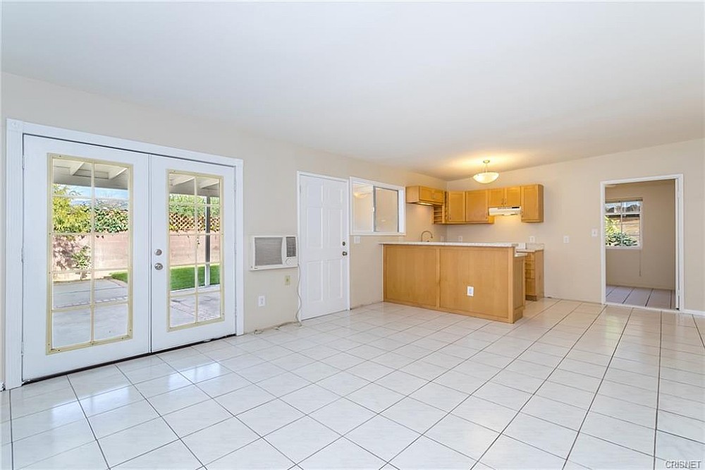 Elfyer - Mission Hills, CA House - For Sale