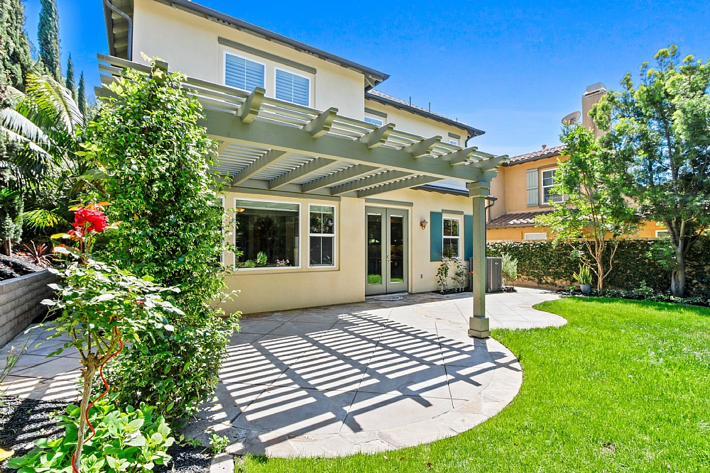 Elfyer - Irvine, CA House - For Sale