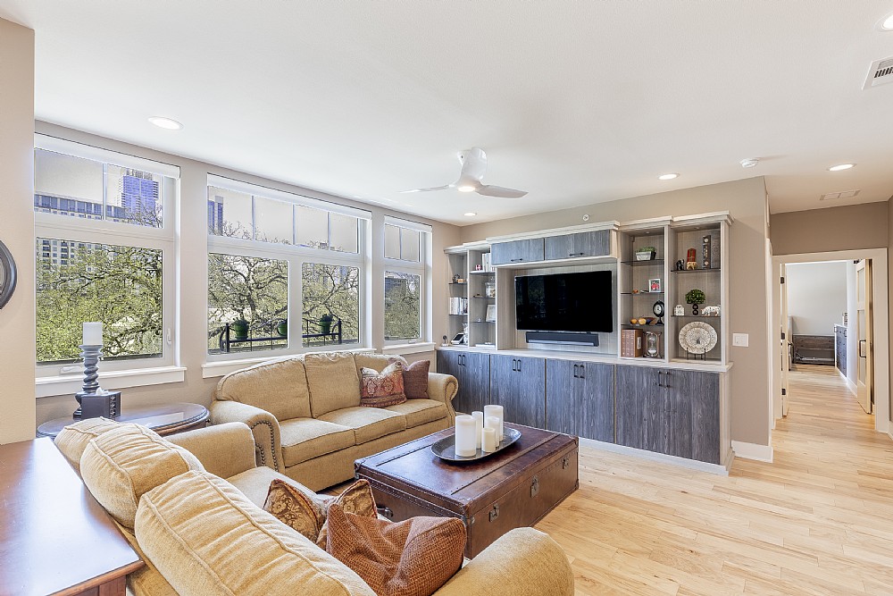 Elfyer - Austin, TX House - For Sale