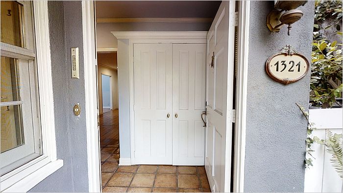 Elfyer - Los Angeles, CA House - For Sale