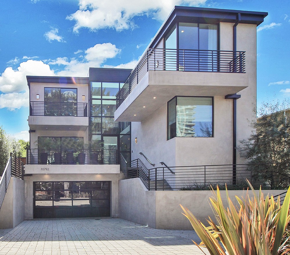 Elfyer - Los Angeles, CA House - For Sale