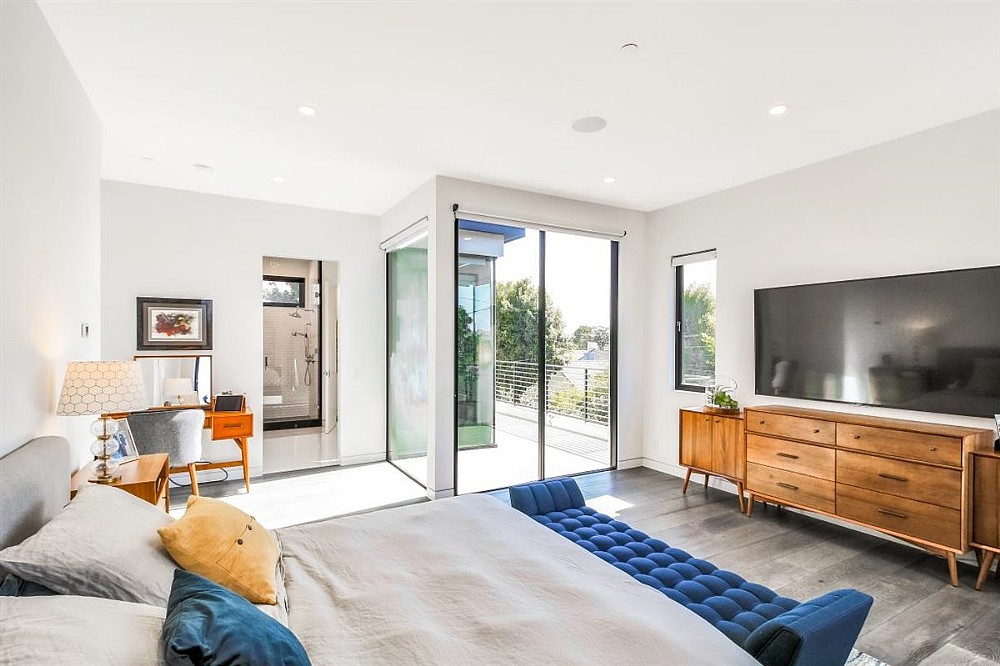 Elfyer - Los Angeles, CA House - For Sale