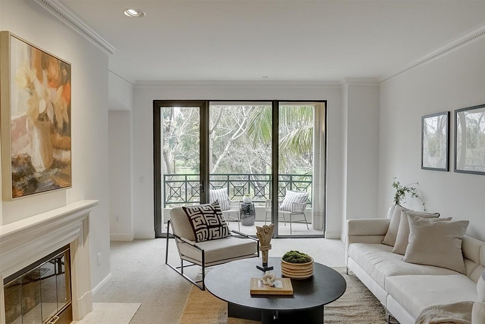 Elfyer - Los Angeles, CA House - For Sale