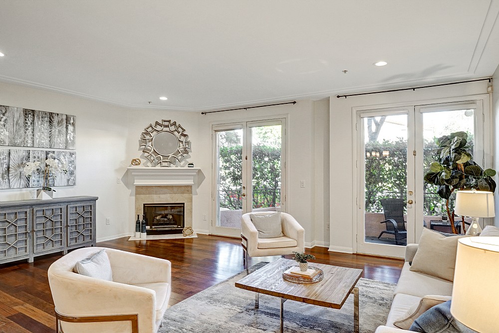 Elfyer - Los Angeles,  House - For Sale