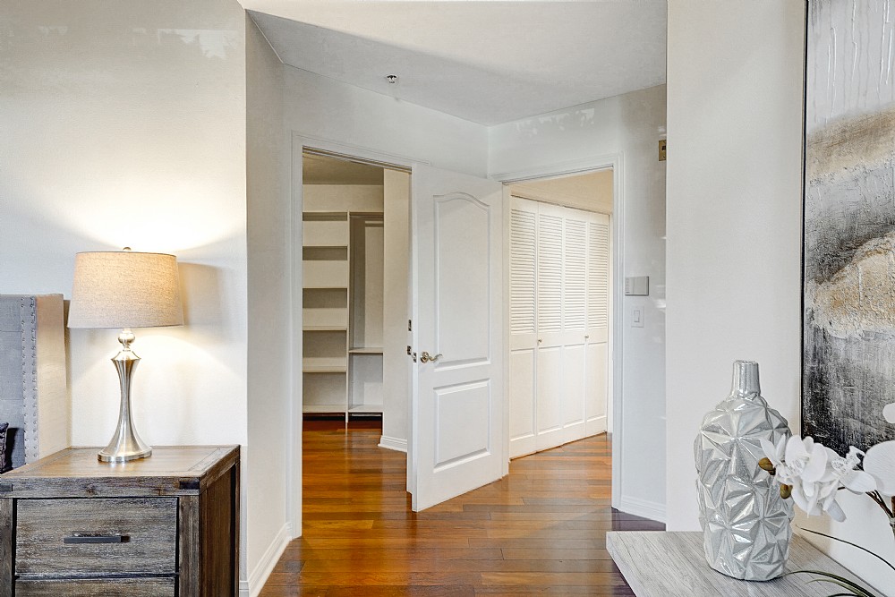 Elfyer - Los Angeles,  House - For Sale