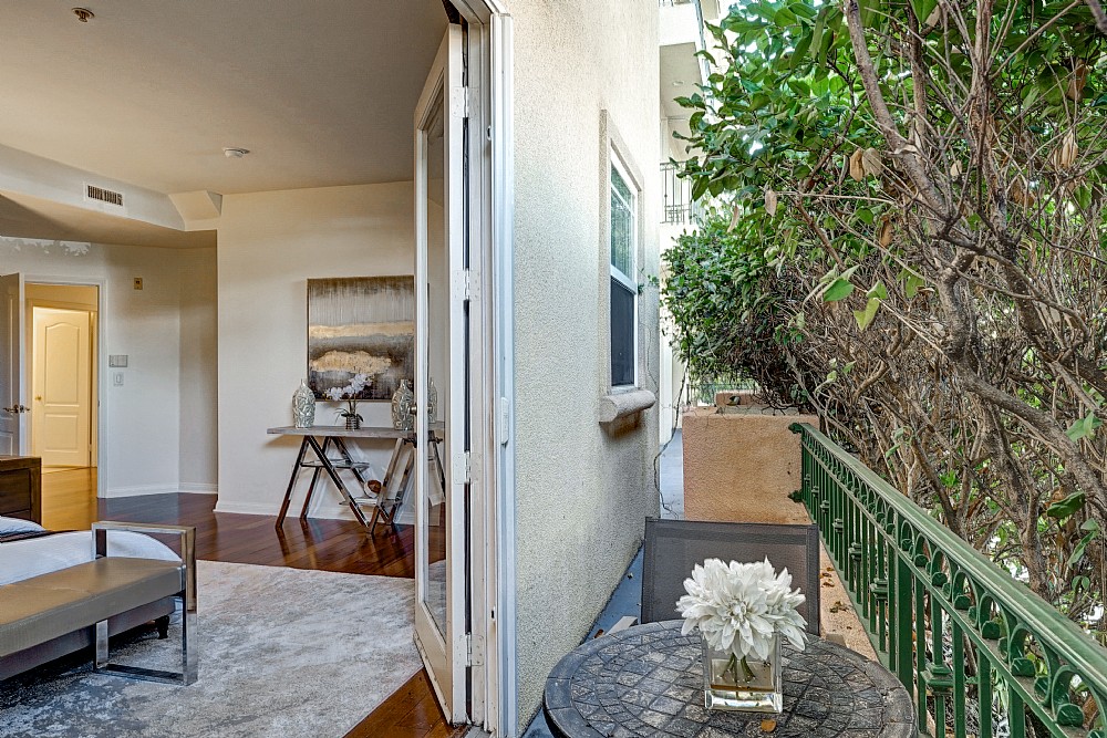 Elfyer - Los Angeles,  House - For Sale