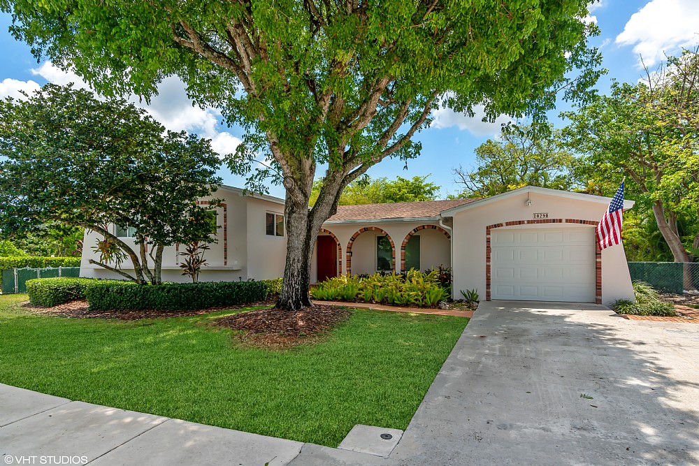 Elfyer - Miami, FL House - For Sale
