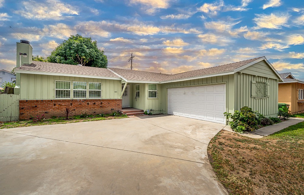 Elfyer - Mission Hills, CA House - For Sale