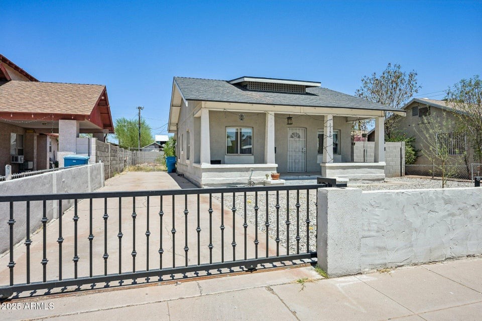 Elfyer - Phoenix, AZ House - For Sale