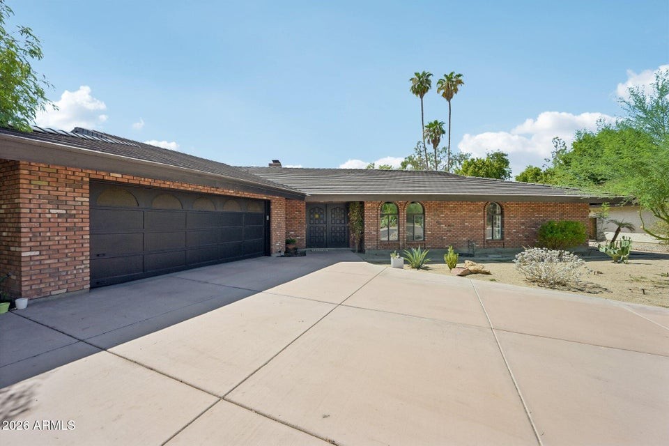 Elfyer - Tempe, AZ House - For Sale