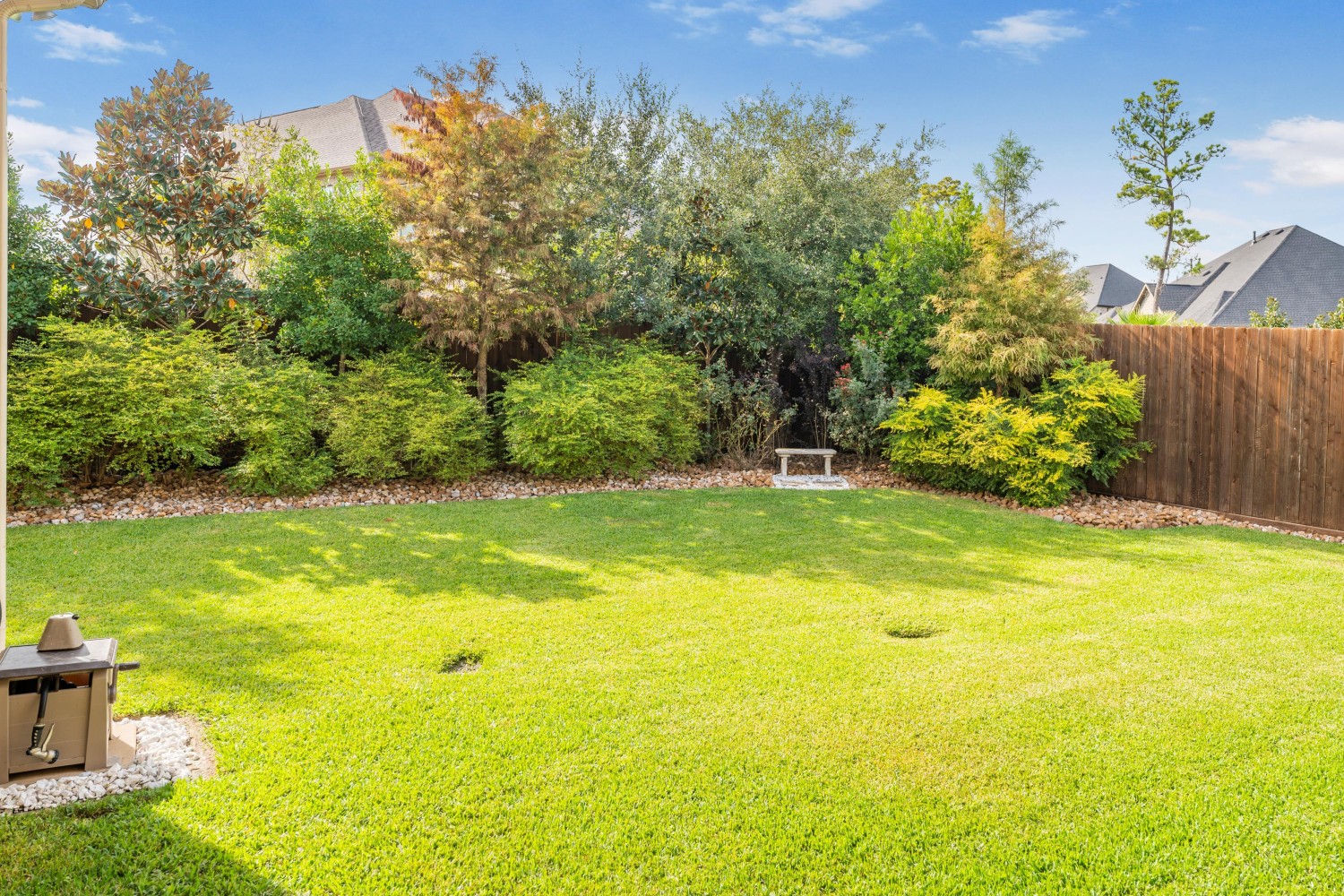 Elfyer - Pinehurst, TX House - For Sale