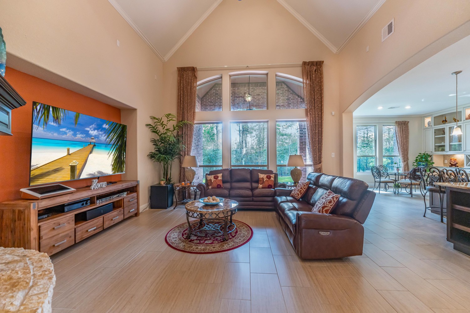 Elfyer - Pinehurst, TX House - For Sale
