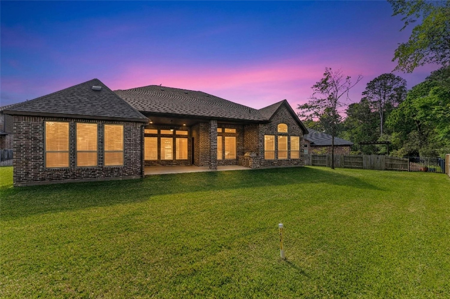 Elfyer - Pinehurst, TX House - For Sale