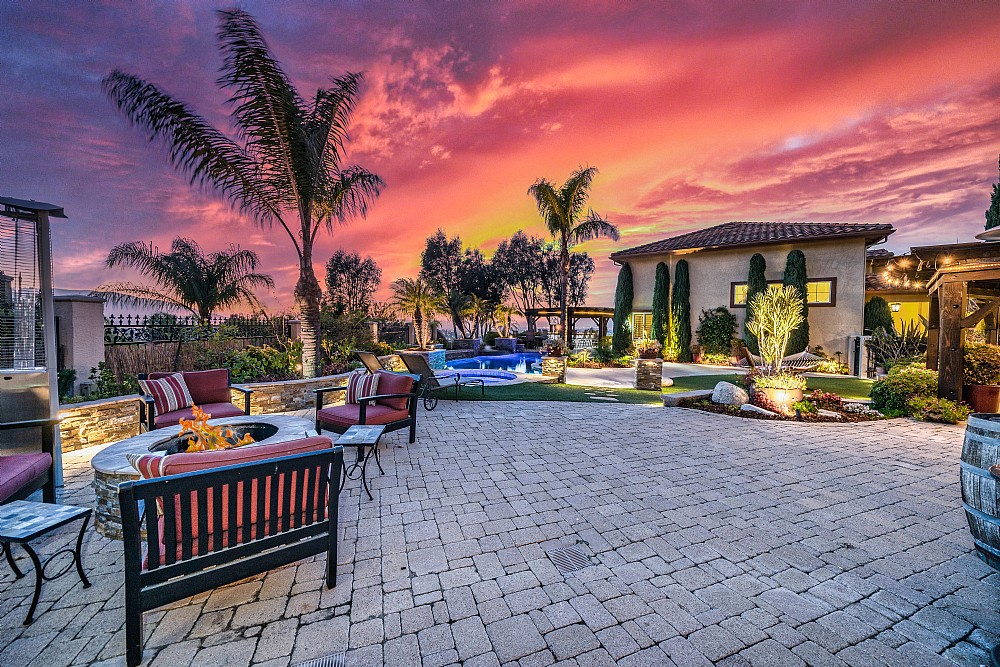 Elfyer - Corona, CA House - For Sale