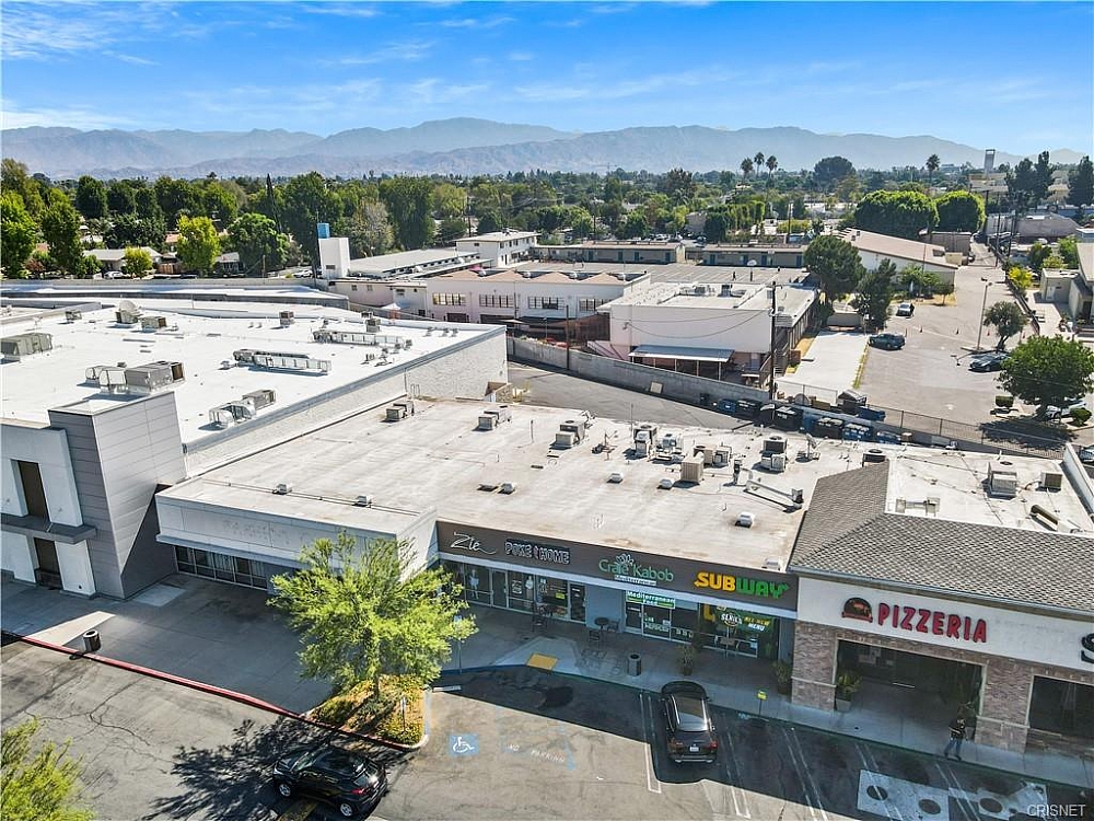 Elfyer - North Hollywood, CA House - For Sale