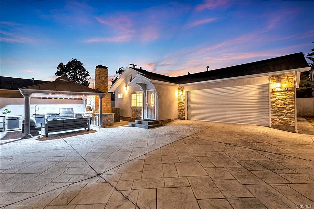 Elfyer - Los Angeles, CA House - For Sale