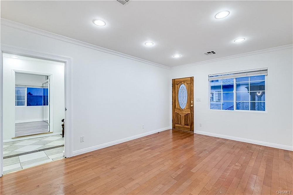 Elfyer - Los Angeles, CA House - For Sale