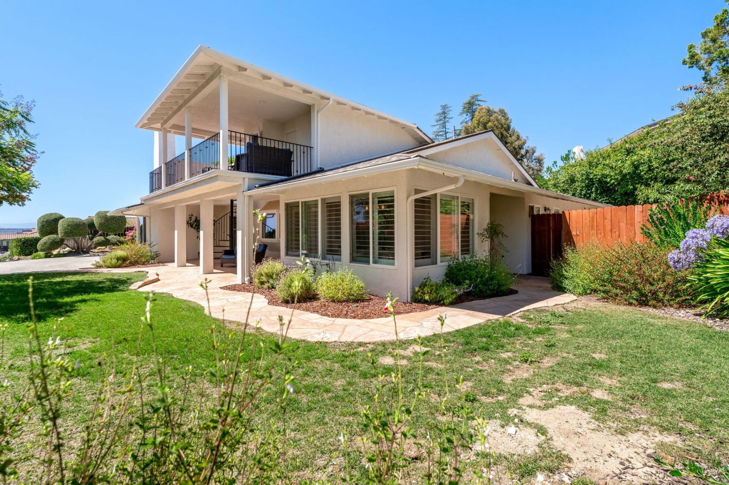 Elfyer - Thousand Oaks, CA House - For Sale