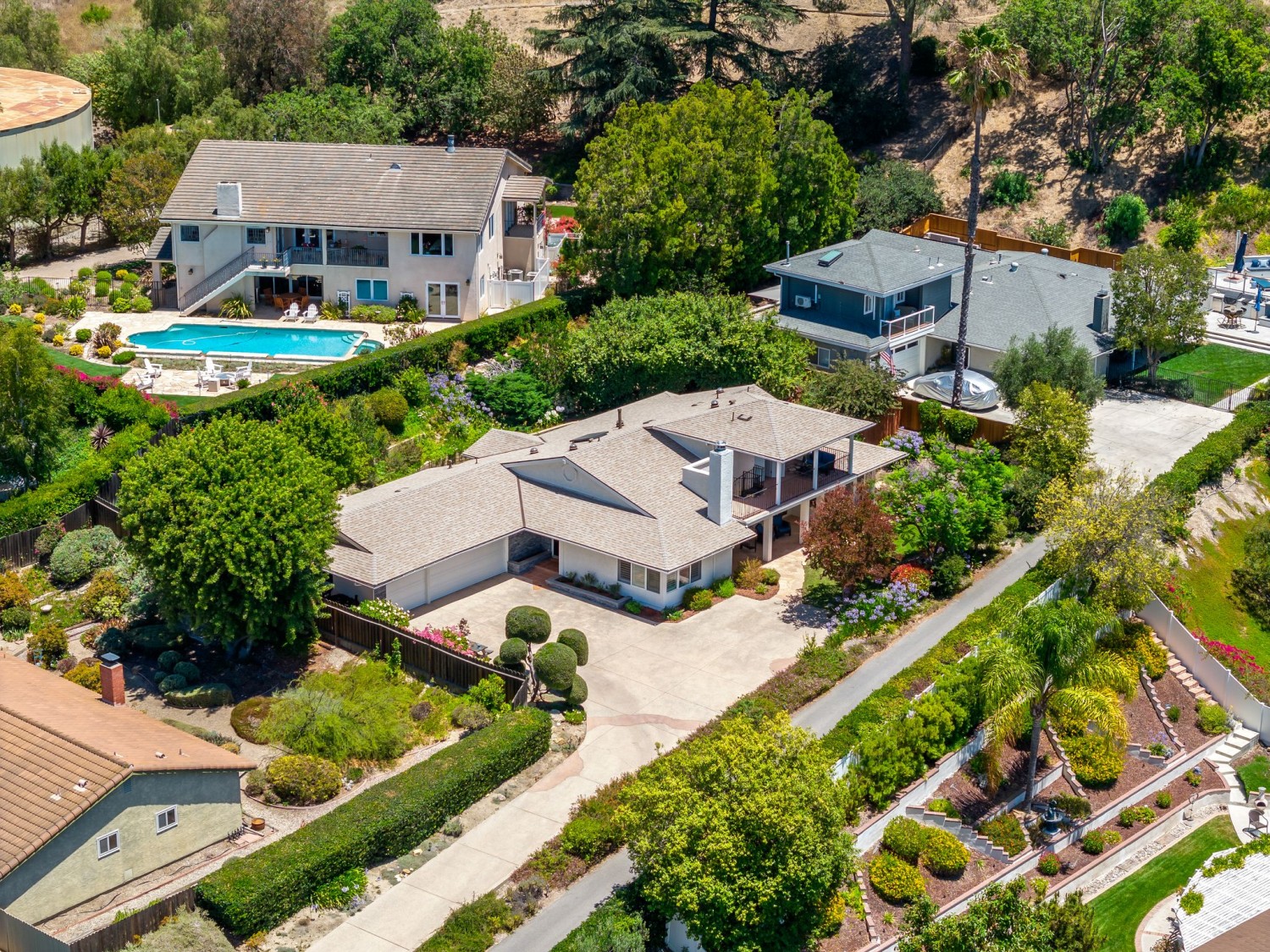 Elfyer - Thousand Oaks, CA House - For Sale