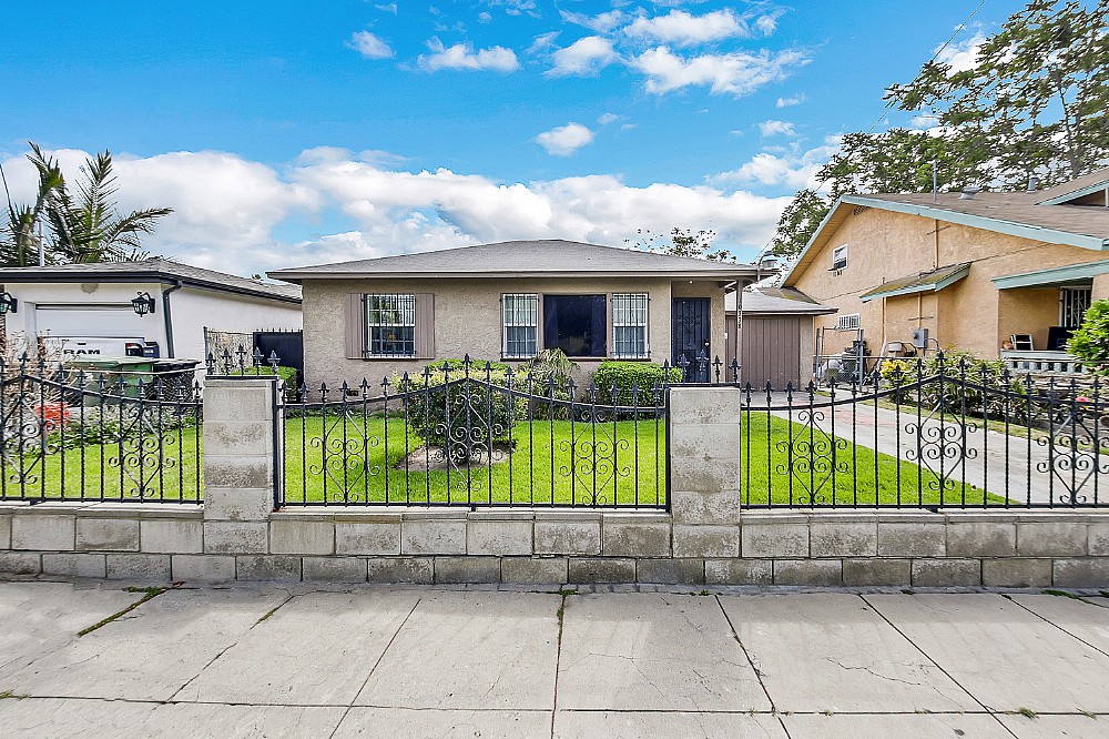 Elfyer - Los Angeles, CA House - For Sale