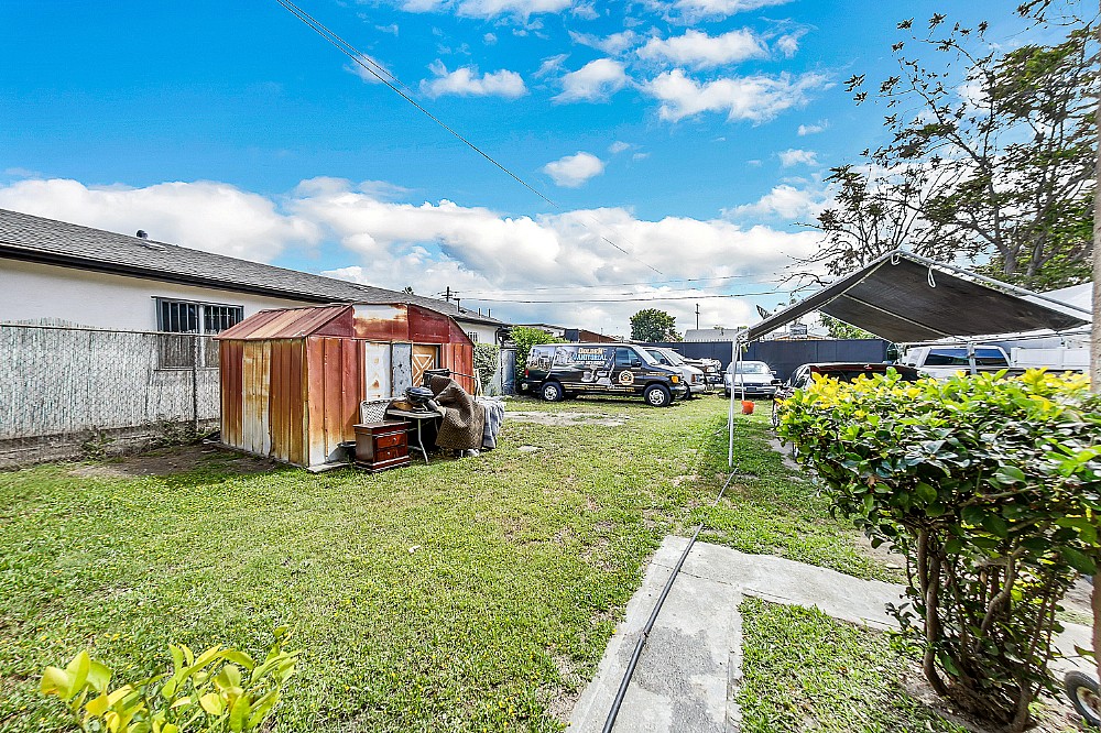 Elfyer - Los Angeles, CA House - For Sale