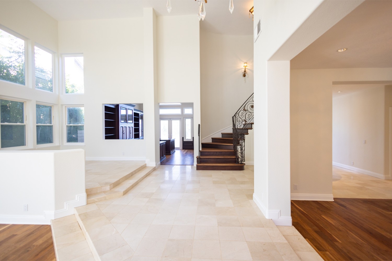 Elfyer - Westlake Village, CA House - For Sale