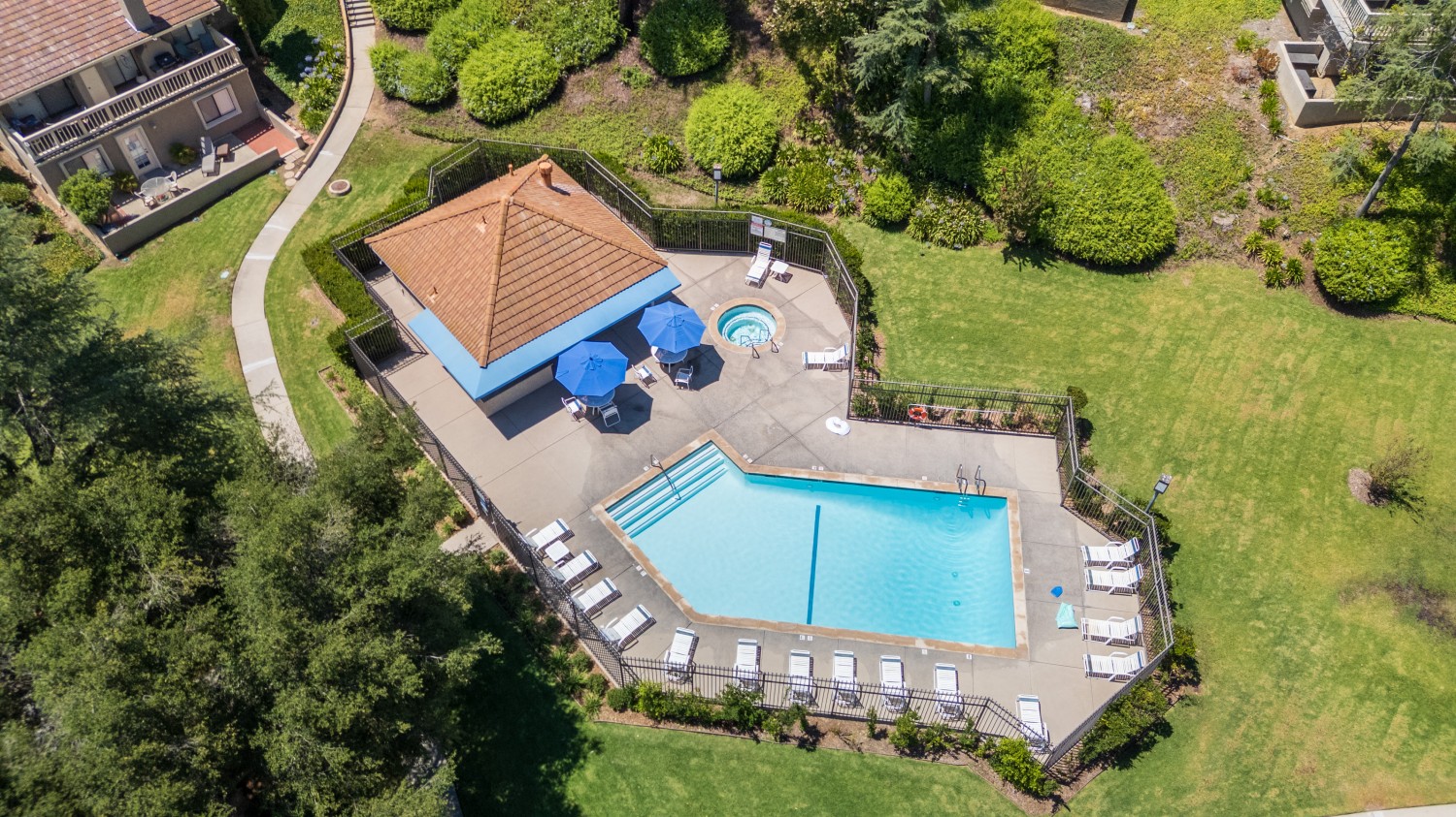 Elfyer - Oak Park, CA House - For Sale