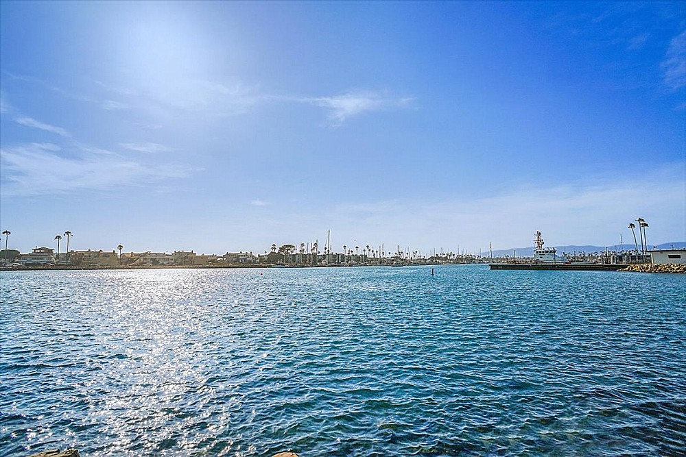 Elfyer - Oxnard, CA House - For Sale