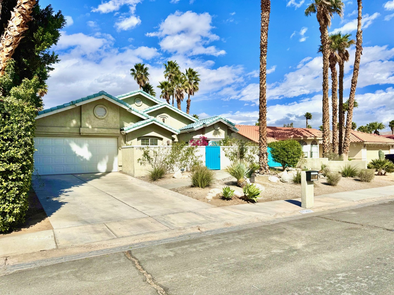 Elfyer - Cathedral City, CA House - For Sale