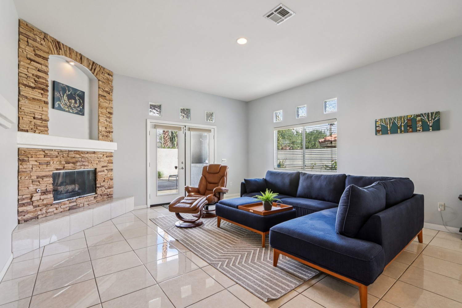 Elfyer - Cathedral City, CA House - For Sale