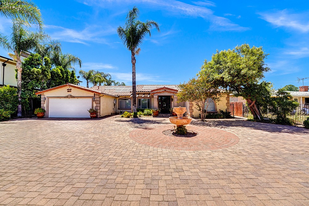 Elfyer - Lake Balboa, CA House - For Sale