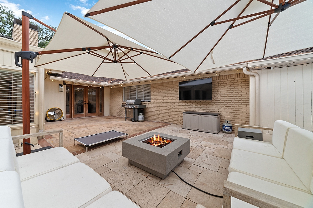 Elfyer - Houston, TX House - For Sale