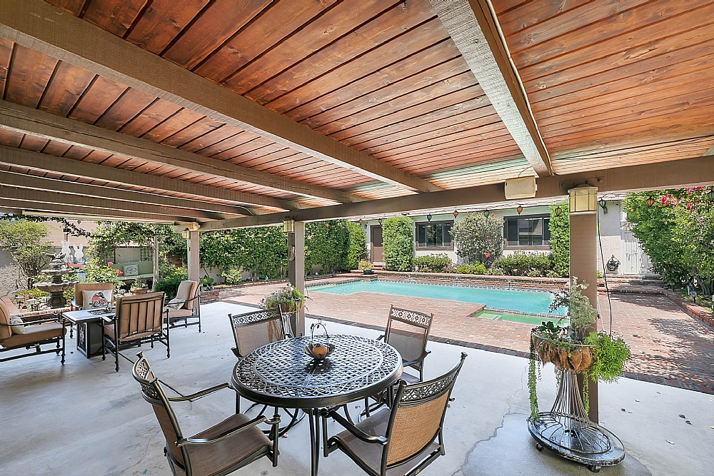 Elfyer - Burbank, CA House - For Sale
