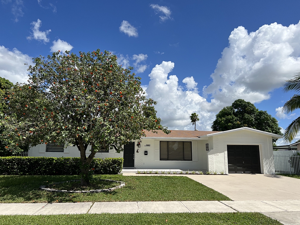 Elfyer - Miami, FL House - For Sale