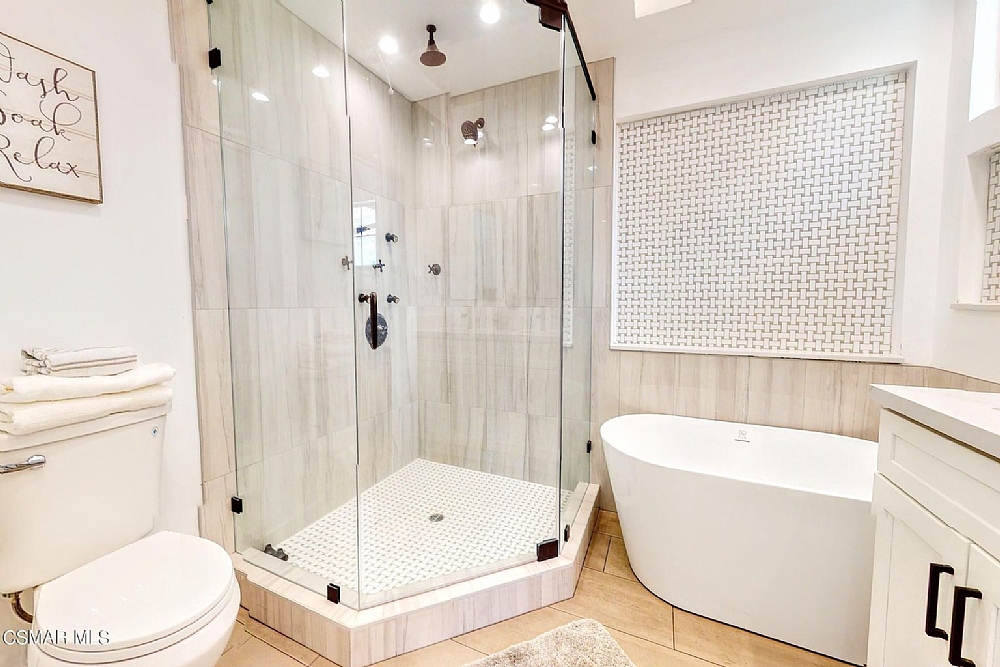 Elfyer - West Hills, CA House - For Sale