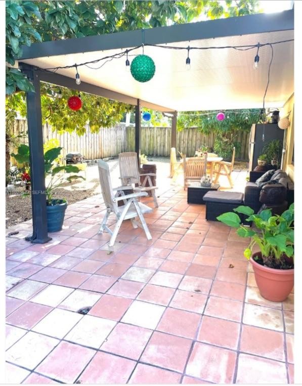 Elfyer - Miami, FL House - For Sale