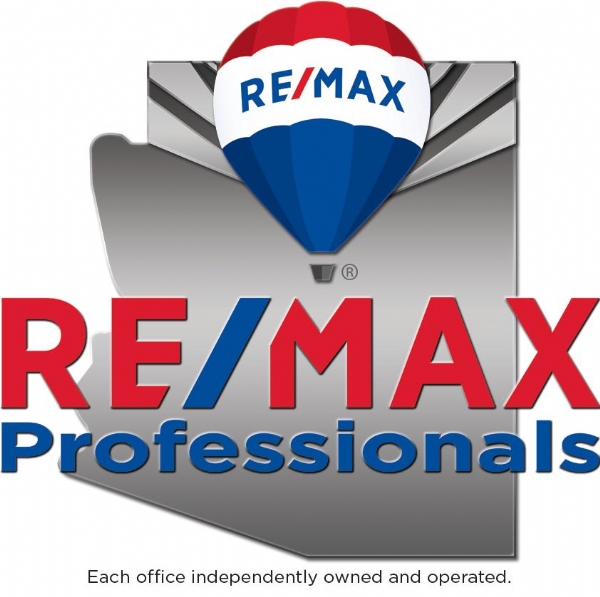 RE/MAX Professionals  - Logo
