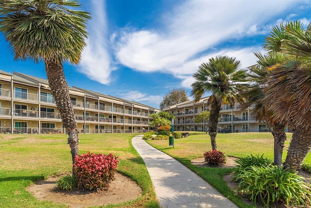 Elfyer - Port Hunme, CA House - For Sale