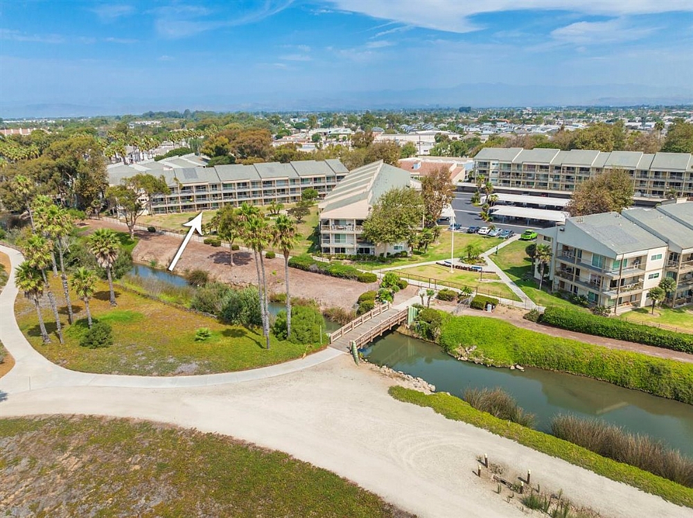 Elfyer - Port Hunme, CA House - For Sale