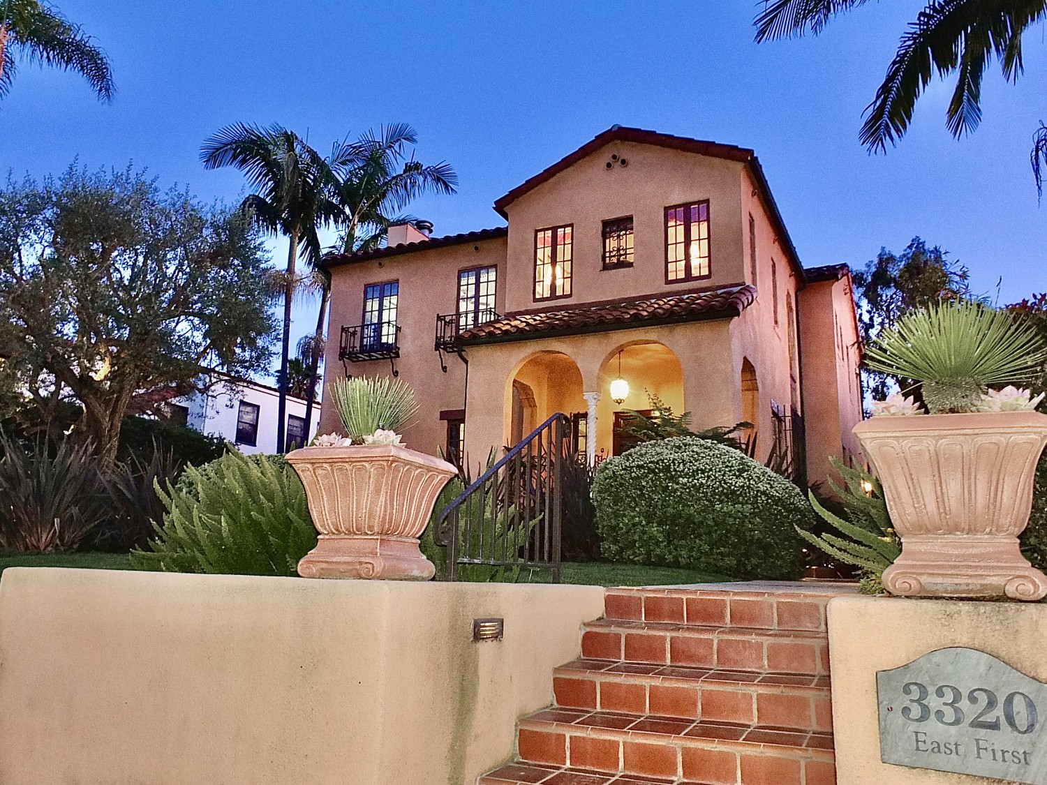 Elfyer - Long Beach, CA House - For Sale