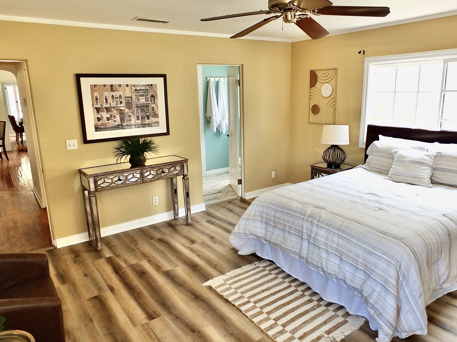 Elfyer - Long Beach, CA House - For Sale