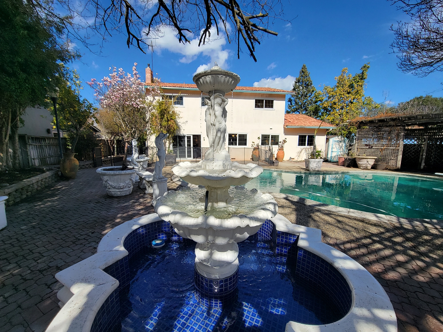 Elfyer - Mountain View, CA House - For Sale