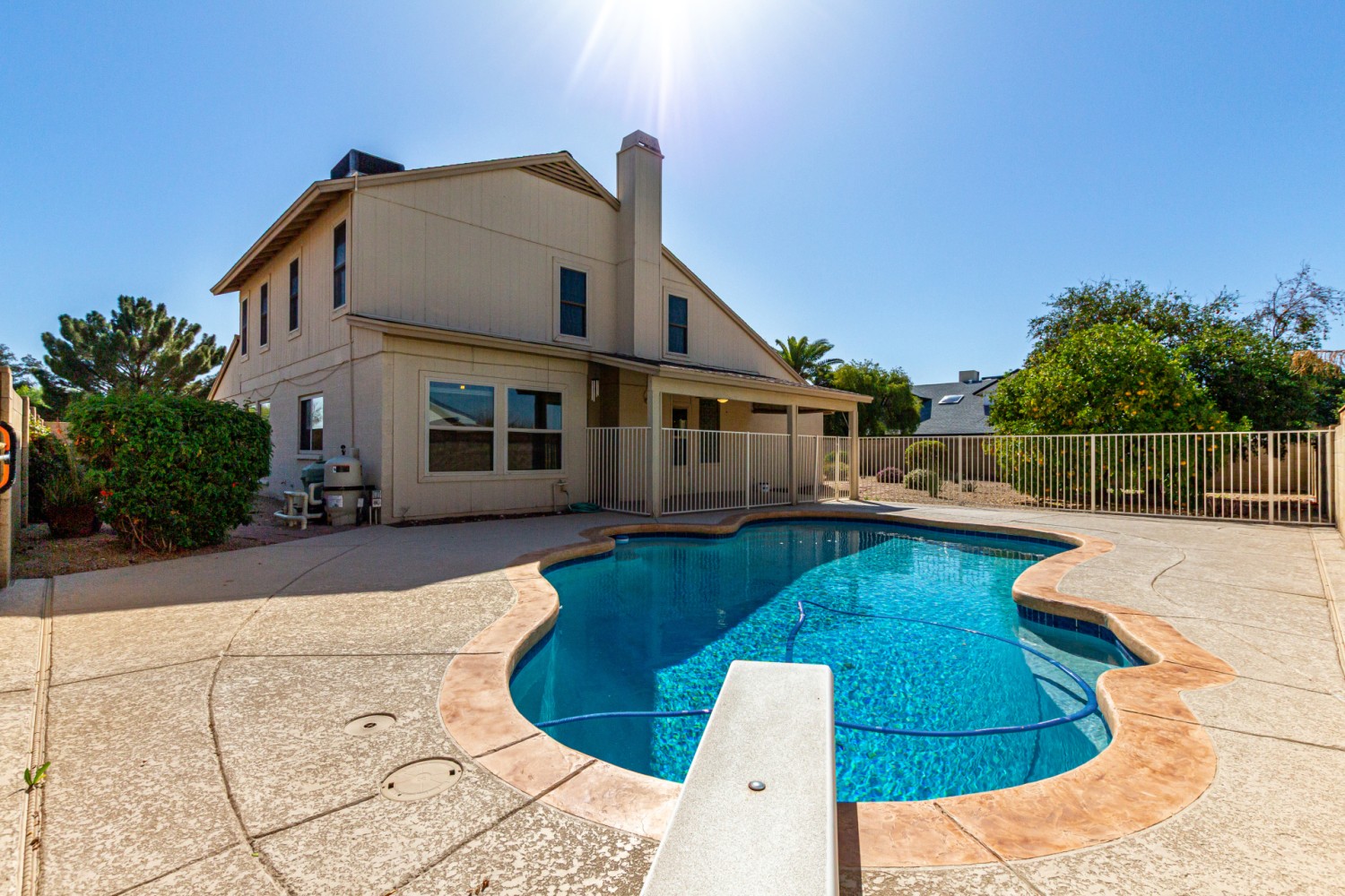 Elfyer - Glendale, AZ House - For Sale