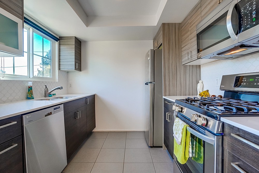 Elfyer - Burbank, CA House - For Sale