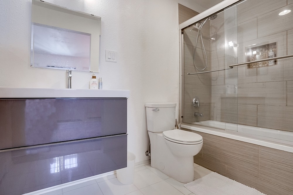 Elfyer - Burbank, CA House - For Sale