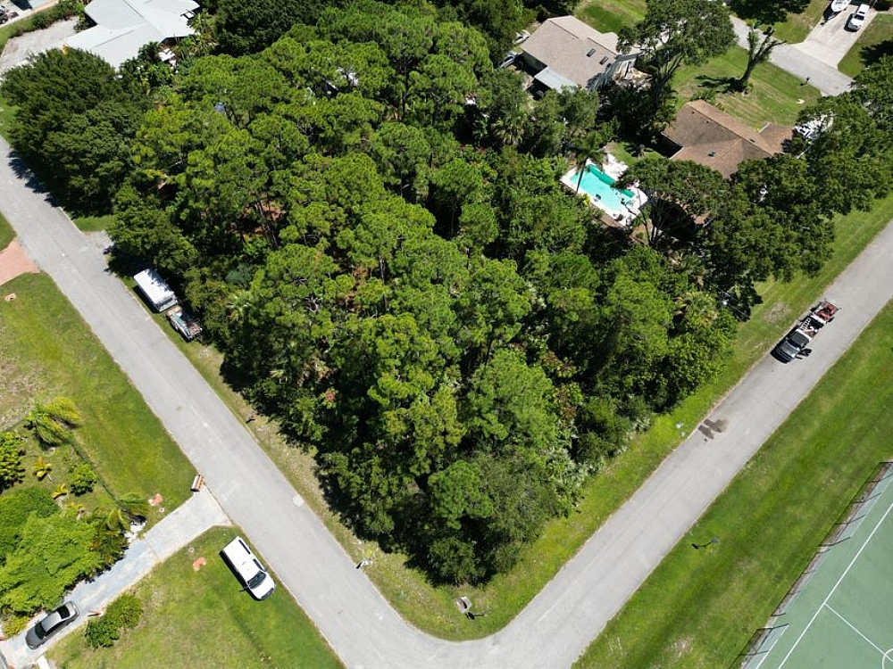 Elfyer - Fort Pierce, FL House - For Sale